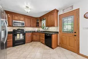 158 Harry Long Rd, Hempfield Township, PA 15601 - Photo 7