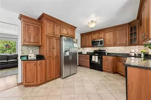 158 Harry Long Rd, Hempfield Township, PA 15601 - Photo 5