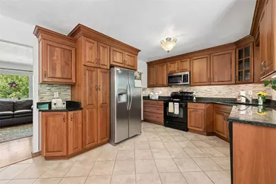 158 Harry Long Rd, Hempfield Township, PA 15601 - Photo 5