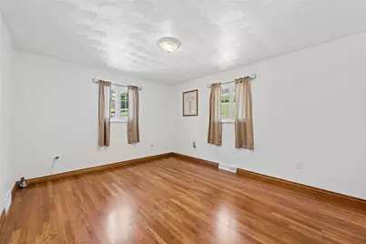 158 Harry Long Rd, Hempfield Township, PA 15601 - Photo 13