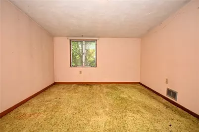 12 Forsythe Rd, Bridgeville, PA 15142 - Photo 23