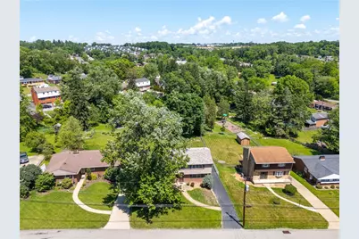 7113 Dumbarton Pl, Bethel Park, PA 15102 - Photo 43