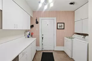 224 W College St, Canonsburg, PA 15317 - Photo 15