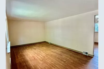 4737 Jewel Dr, Pittsburgh, PA 15236 - Photo 3