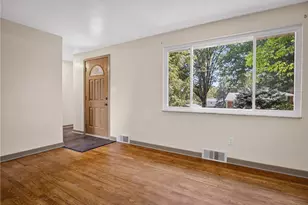 4737 Jewel Dr, Pittsburgh, PA 15236 - Photo 3