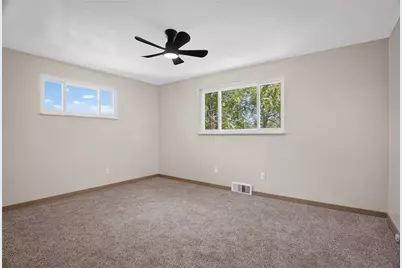4737 Jewel Dr, Pittsburgh, PA 15236 - Photo 19