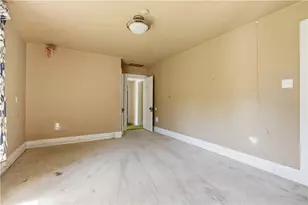 82 S Wade Ave, East Washington Boro, PA 15301 - Photo 23