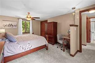 319 Sunset Dr, Bethel Park, PA 15102 - Photo 17