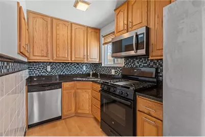 303 Kingston Drive, Wilkins Township, PA 15235 - Photo 7