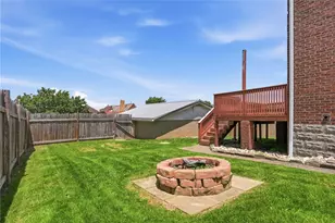 121 Riverview Blvd, Whitaker, PA 15120 - Photo 31