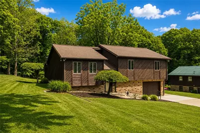 204 Republic St, North Union Township, PA 15401 - Photo 3
