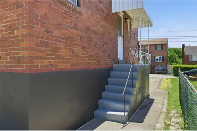 123 Knox St, Scott Township, PA 15017 - Photo 29