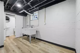 123 Knox St, Scott Township, PA 15017 - Photo 29
