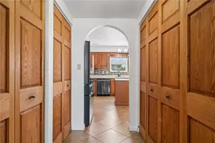 164 Stratford Ct, New Stanton, PA 15672 - Photo 5