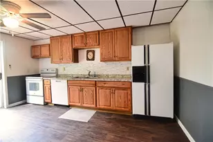 1082 Old Petroleum Center Rd, Cherrytree Twp, PA 16354 - Photo 13