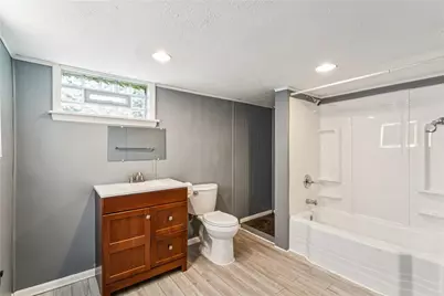 121 Valley Road, Economy, PA 15143 - Photo 11