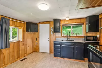 121 Valley Road, Economy, PA 15143 - Photo 3