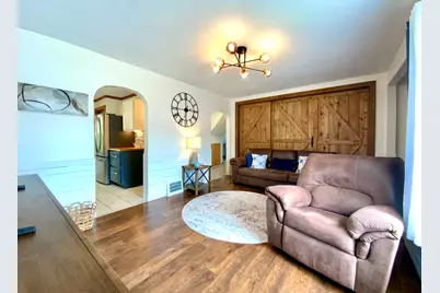 2521 Grandview Avenue, Harmony Township, PA 15003 - Photo 5