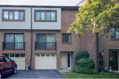 205 Springwater Ct, Moon/Crescent Twp, PA 15108 - Photo 1