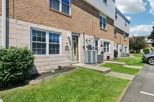 319 Bellford Ct, Cranberry Township, PA 16066 - Photo 33