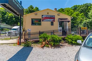174 Sandy Creek Rd, Pittsburgh, PA 15147 - Photo 1