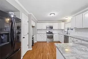 701 Wingate Dr, Robinson Twp, PA 15205 - Photo 13