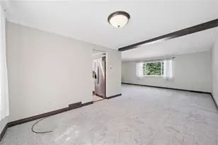 1212 Mountain View Dr, Unity Township, PA 15601 - Photo 13