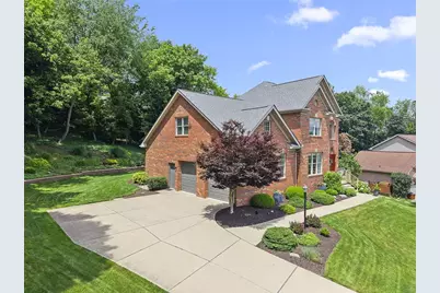 4016 Rustic Woods Dr, Jefferson Hills, PA 15025 - Photo 5