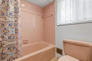 480 Herbst Manor Rd, Kennedy Township, PA 15108 - Photo 25