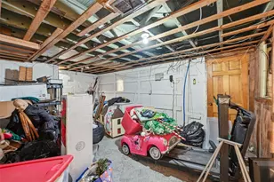1133 9th St, Stowe Township, PA 15136 - Photo 23