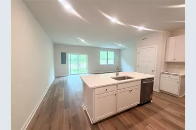 143 Scotland Ln, Jackson Township, PA 16037 - Photo 3