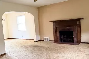 749 Pershing St, Ellwood City, PA 16117 - Photo 5