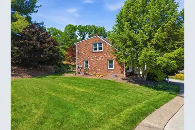 2358 Golfview Dr, Pittsburgh, PA 15241 - Photo 37