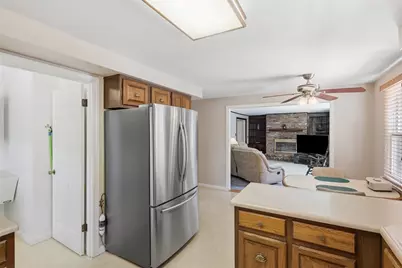 2358 Golfview Dr, Pittsburgh, PA 15241 - Photo 11