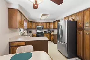 2358 Golfview Dr, Pittsburgh, PA 15241 - Photo 17