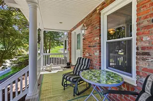 2358 Golfview Dr, Pittsburgh, PA 15241 - Photo 3