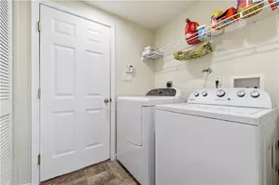230 Park Square Ln, Pittsburgh, PA 15238 - Photo 27