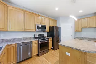 230 Park Square Ln, Pittsburgh, PA 15238 - Photo 7