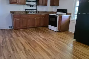 425 Mt Vernon Ave, Moon/Crescent Twp, PA 15108 - Photo 3