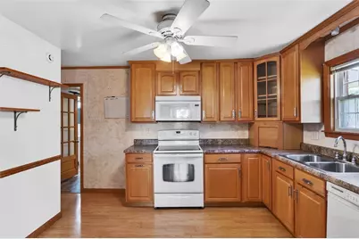 24 Taylor Ave, East Bethlehem, PA 15322 - Photo 9