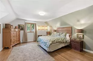 200 Navajo Rd, Bethel Park, PA 15241 - Photo 23