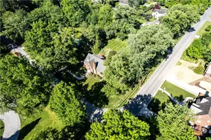 200 Navajo Rd, Bethel Park, PA 15241 - Photo 43