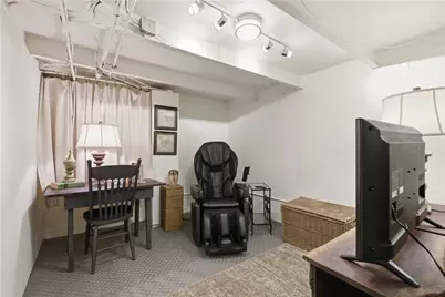 200 Navajo Road, Bethel Park, PA 15241 - Photo 33