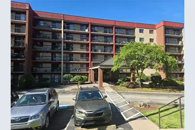 1987 Centurion Dr #301, Pittsburgh, PA 15221 - Photo 1
