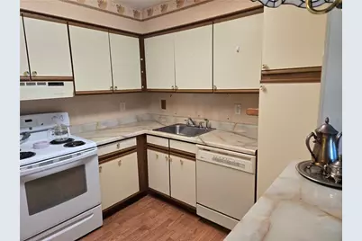 1987 Centurion Dr #301, Pittsburgh, PA 15221 - Photo 17