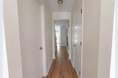1818 Foxcroft Ln #803, Pittsburgh, PA 15101 - Photo 17