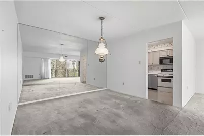 2160 Greentree Road #705W, Scott Township, PA 15220 - Photo 11