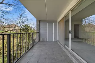 2160 Greentree Rd, Scott Township, PA 15220 - Photo 23