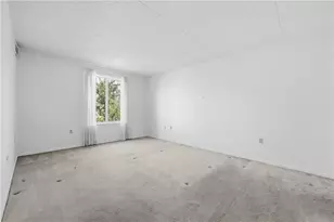 2160 Greentree Rd, Scott Township, PA 15220 - Photo 19