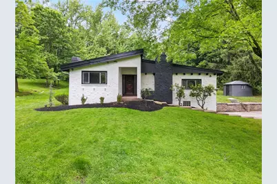 106 Nyetimber Pkwy, Moon/Crescent Twp, PA 15108 - Photo 1